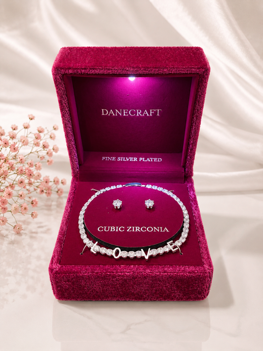 Pulsera y aretes